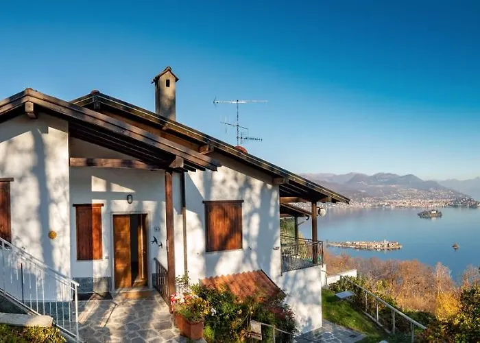 Alba In Cà Delle Isole * Stresa