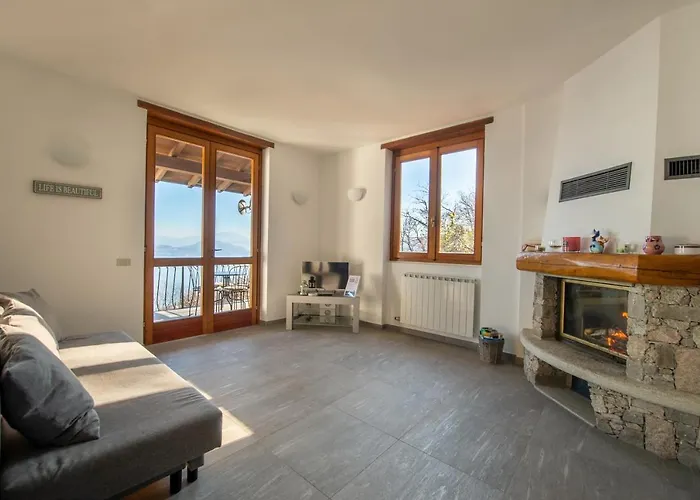 Alba In Ca Delle Isole * ストレーザ